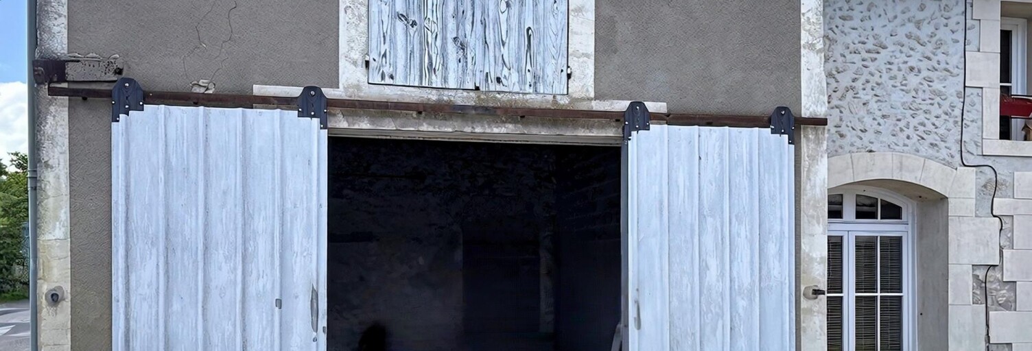 Immeuble  102 m² à vendre à Moulis-en-Médoc (33480)