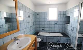 Maison 5 Pièces 114 m² à vendre à Frontenay-Rohan-Rohan (79270)