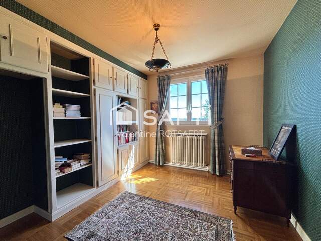 Maison familiale (216m²) - 5 chambres - grand terrain — photo du bien