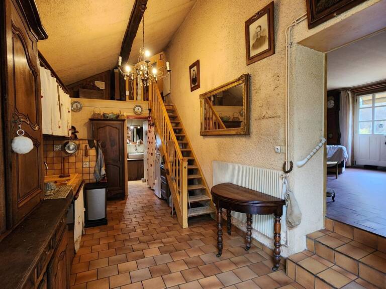 Maisonnette refuge de 2 chambres, dans un écrin végétal proche des commodités, doublée d'un potentiel de division parcellaire — photo 1