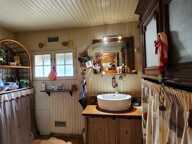 Maisonnette refuge de 2 chambres, dans un écrin végétal proche des commodités, doublée d'un potentiel de division parcellaire — photo 4