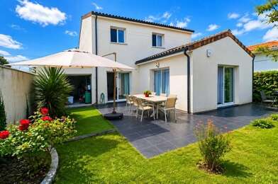 Maison 6 pièces 645500 €