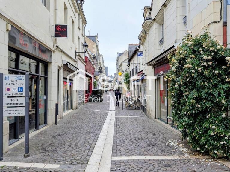 Belle boutique sur un emplacement n°1 bis — photo 1