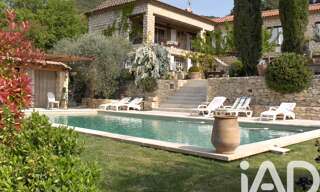 Maison 11 Pièces 320 m² à vendre à Lourmarin (84160)