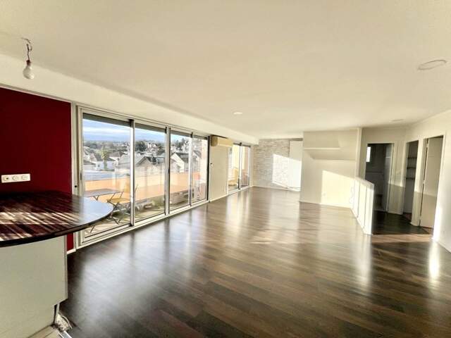 Appartement de 5 pièces principales — photo du bien
