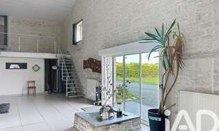 Maison 6 Pièces 187 m² à vendre à Saint-Jean-de-Liversay (17170)