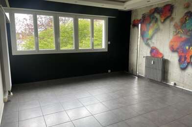 Appartement 3 pièces 132840 €
