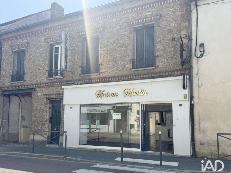 Location Boutique/Local commercial 119 m&sup2; — photo 1