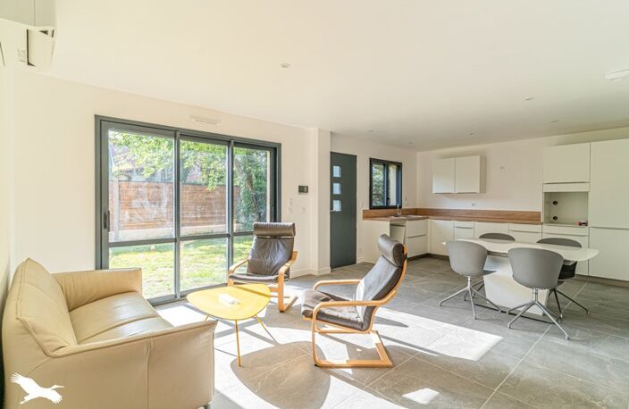 Maison de ville de 5 pièces principales — photo 2