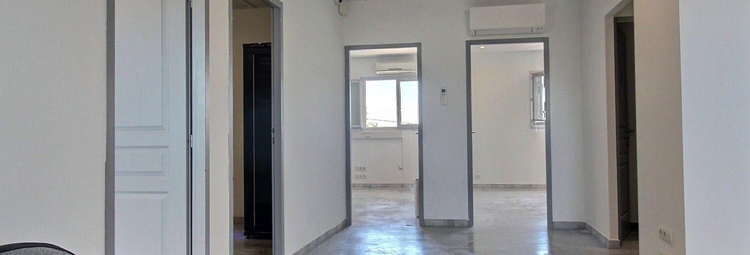 Bureau  154 m² à louer à Vedène (84270)