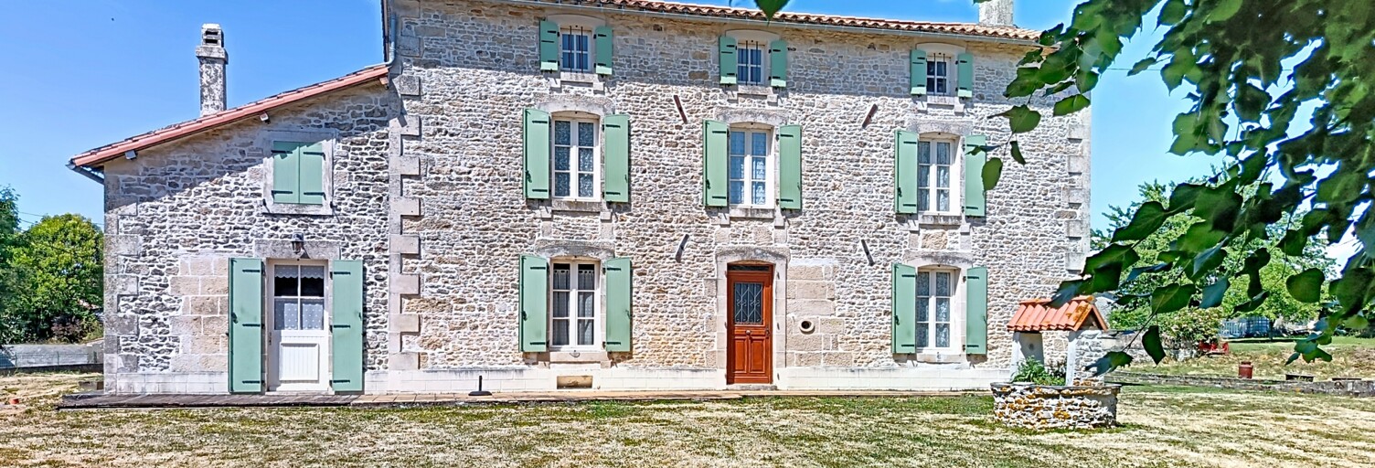 Maison 4 Pièces 166 m² à vendre à Saint-Christophe-sur-Roc (79220)