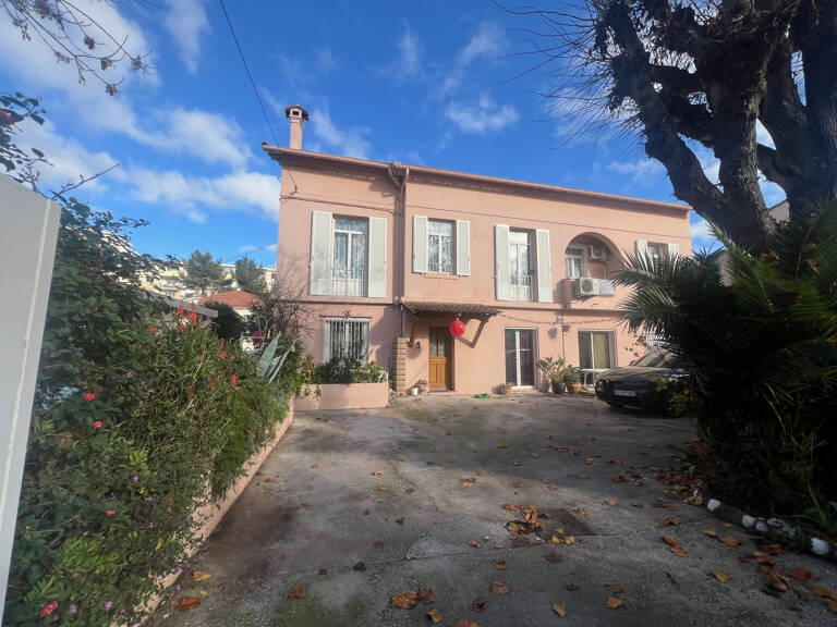 MOURILLON LAMALGUE- T3  TERRASSE ET BALCON — photo 1