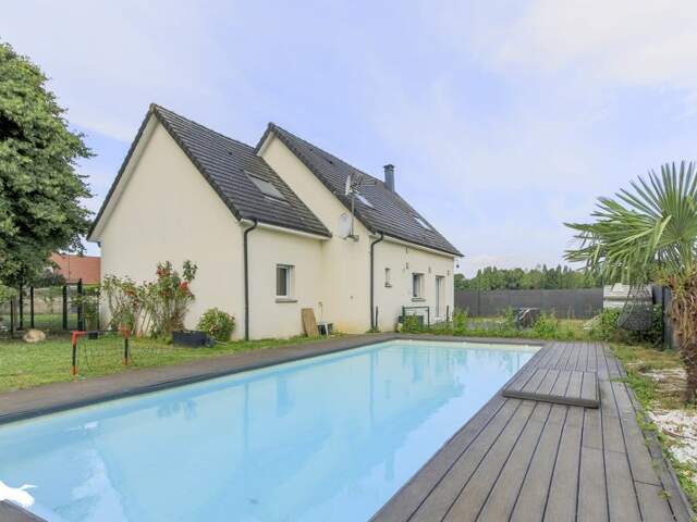 Villa de 5 pièces principales — photo du bien