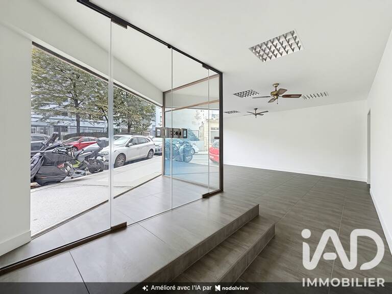 Vente Boutique/Local commercial 134 m&sup2; — photo 1
