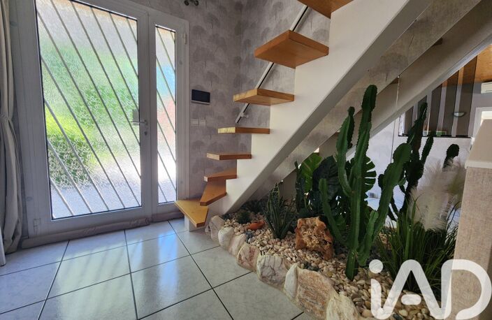 Vente Maison/villa 6 pièces — photo 2