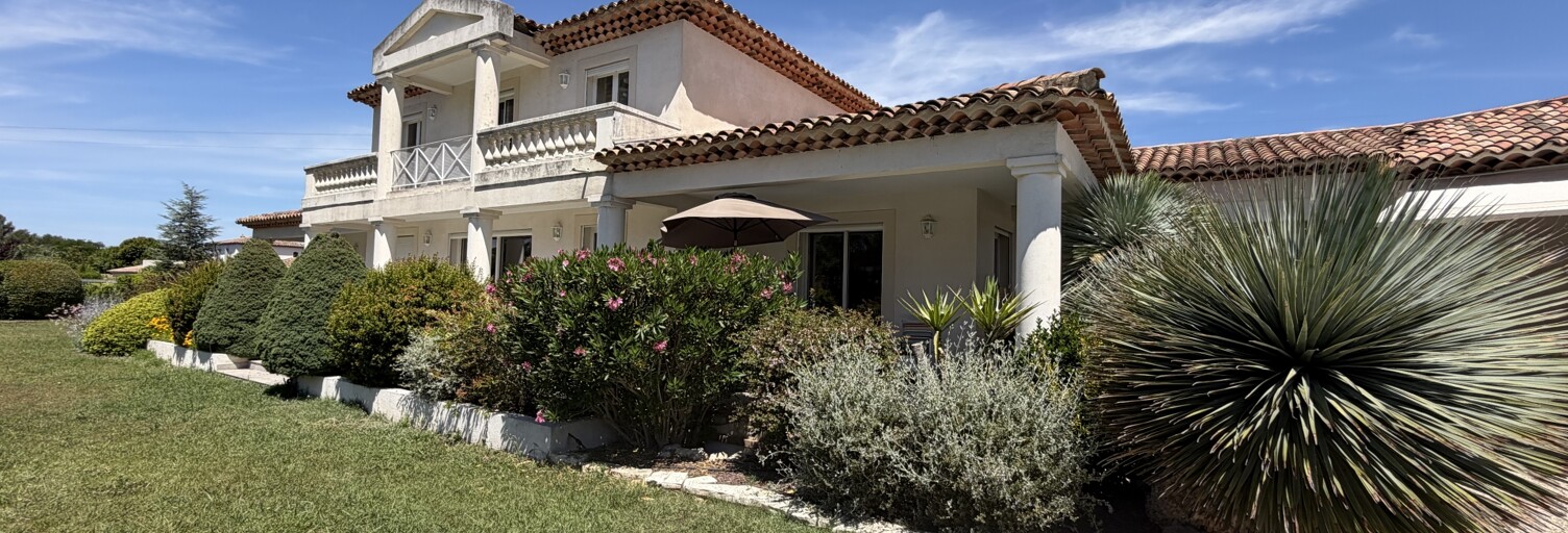 Maison 5 Pièces 210 m² à vendre à Saint-Cannat (13760)