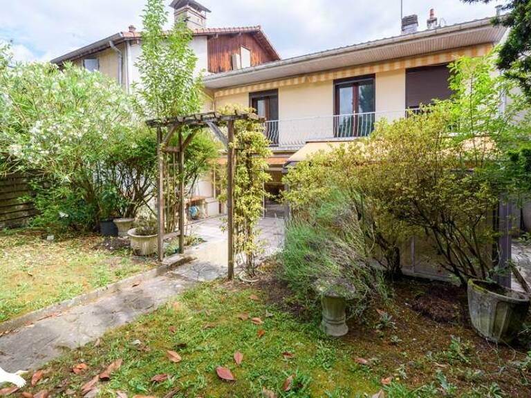 Maison de ville de 5 pièces principales — photo 1