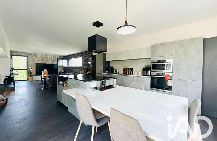 Vente Maison/villa 9 pièces — photo 4