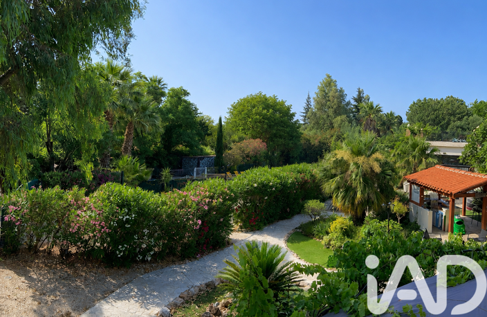 Vente Maison/villa 28 pièces — photo 3