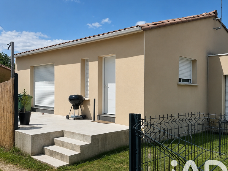 Vente Maison/villa 5 pièces — photo 1