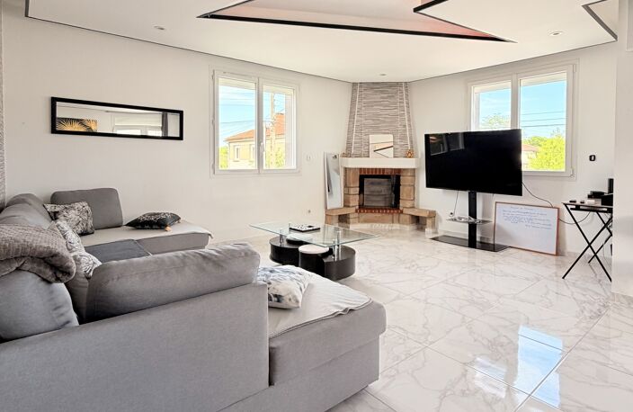 Vente Appartement 5 pièces — photo 2