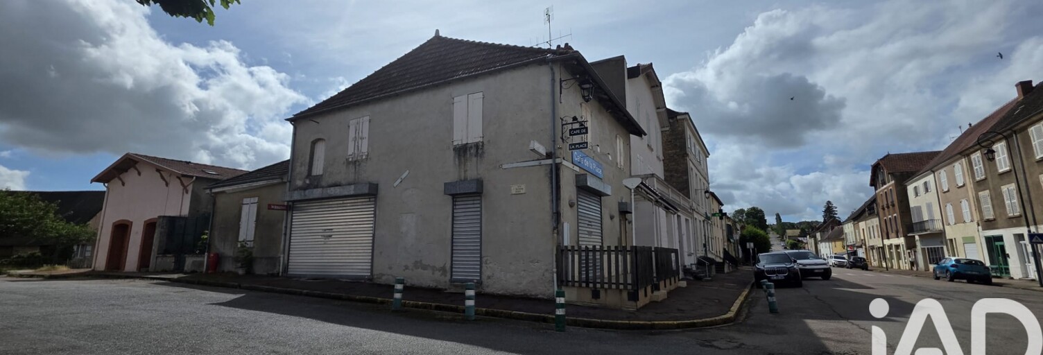 Immeuble  105 m² à vendre à Saint-Christophe-en-Brionnais (71800)