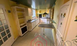 Maison 5 Pièces 146 m² à vendre à Saint-Pierre-lès-Nemours (77140)