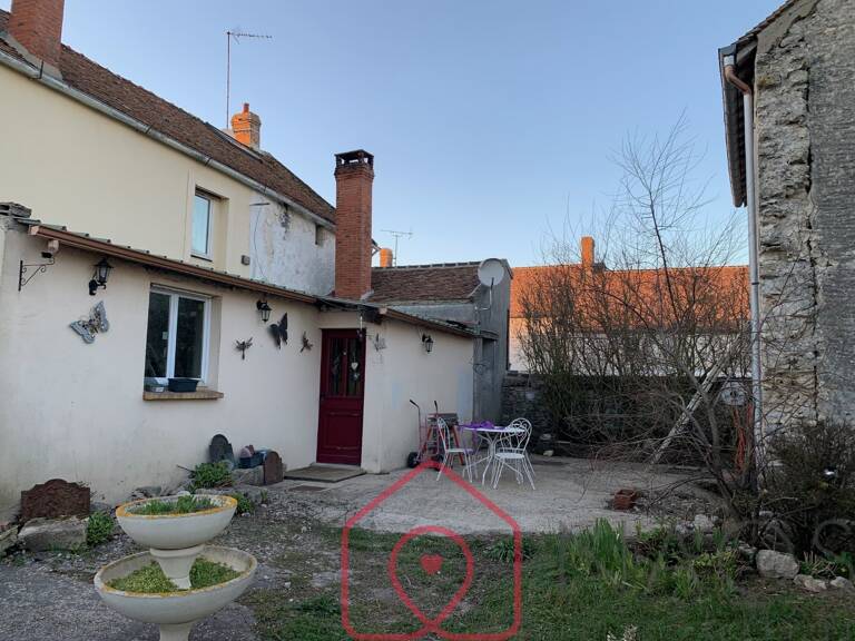 Jolie maison en pierres — photo 1