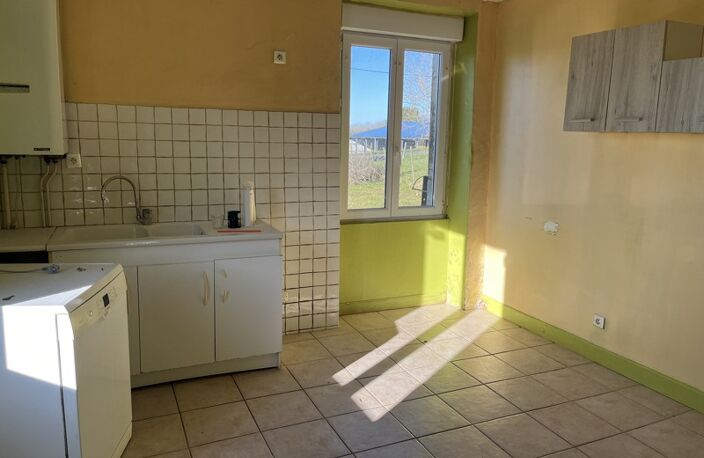 Maison en pierre de 5 pièces principales — photo 4