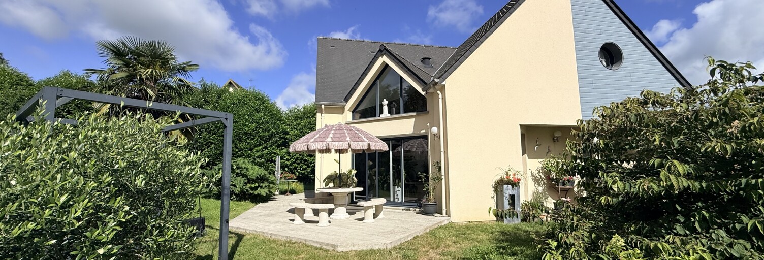 Maison 7 Pièces 154 m² à vendre à Les Loges-Marchis (50600)