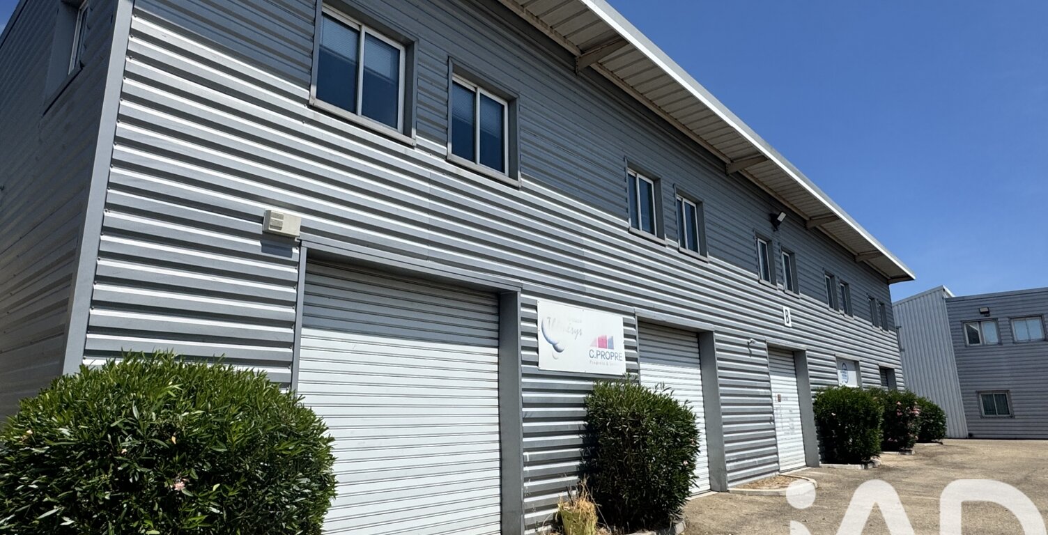 Vente Boutique/Local commercial 64 m&sup2; — photo 1