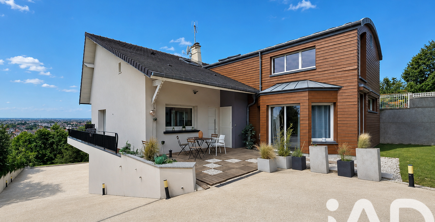 Vente Maison/villa 9 pièces — photo 1