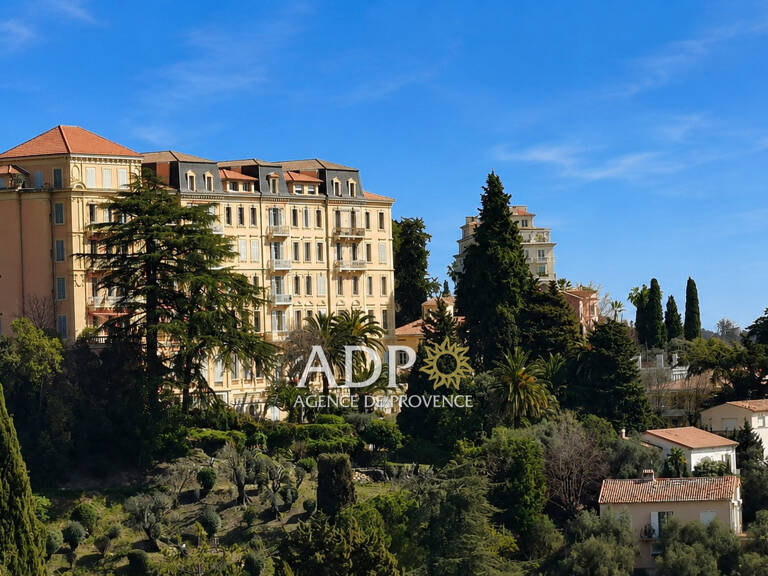 GRASSE EST - Appartement bourgeois de 99 m² dans une résidence — photo 1