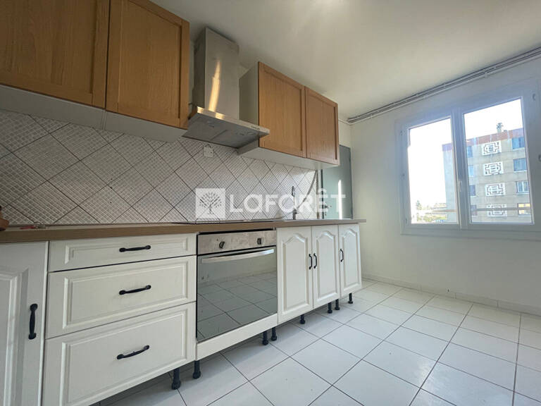 Appartement Le Pontet 4 pièces 67 m2 — photo 1