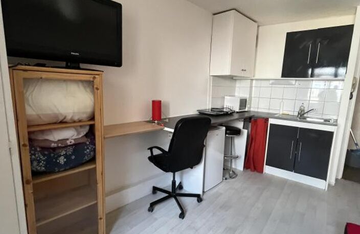 LOCATION STUDETTE MEUBLEE RODEZ SANS FRAIS D'AGENCE — photo 3