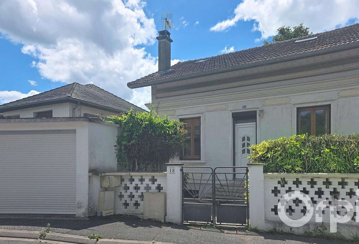 Maison à vendre à Abrest — photo 1