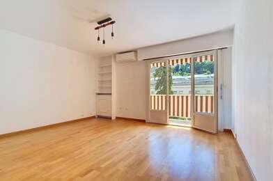 Appartement 3 pièces 255000 €