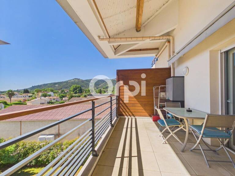 PARFAIT ETAT- TERRASSE - ASCENSEUR - CENTRE VILLE — photo 1