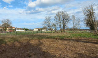 Terrain  1900 m² à vendre à Moulin-Neuf (24700)