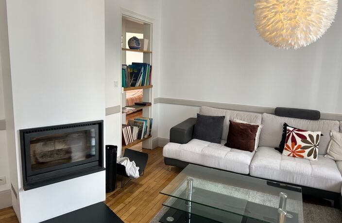 RARE A VANNES (56)- CENTRE APPARTEMENT DE CHARME 107 m²  AVEC STATIONNEMENT PRIVATIF (56) — photo 3