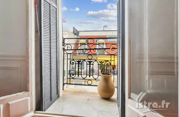 Nice Negresco : Studio dernier étage, vue mer latérale — photo 3