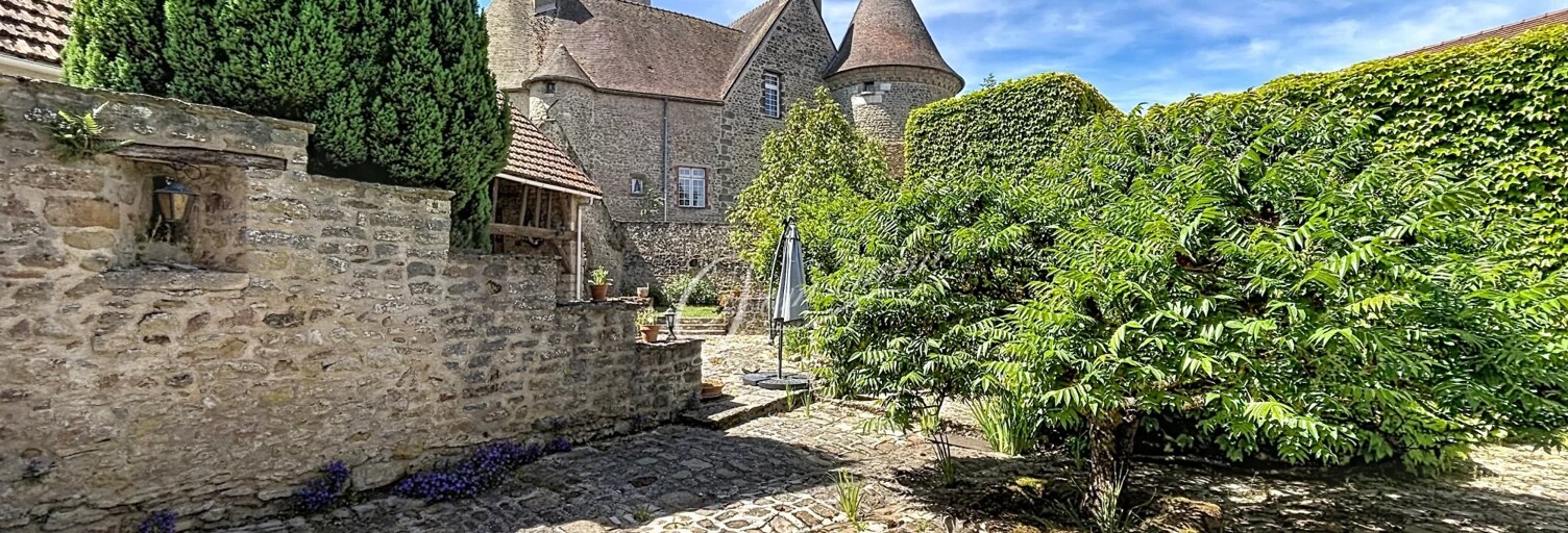 Maison 12 Pièces 331 m² à vendre à Arnay-le-Duc (21230)