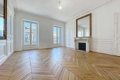 Appartement 5 pièces 6098 €