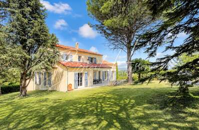 Maison familiale de 188m² – 5 chambres – Terrain de 2054m² — photo du bien