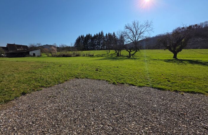 Terrain viabilisé à vendre de 638,00 m² Dans les environs de Chilly-le-Vignoble (39) — photo 2