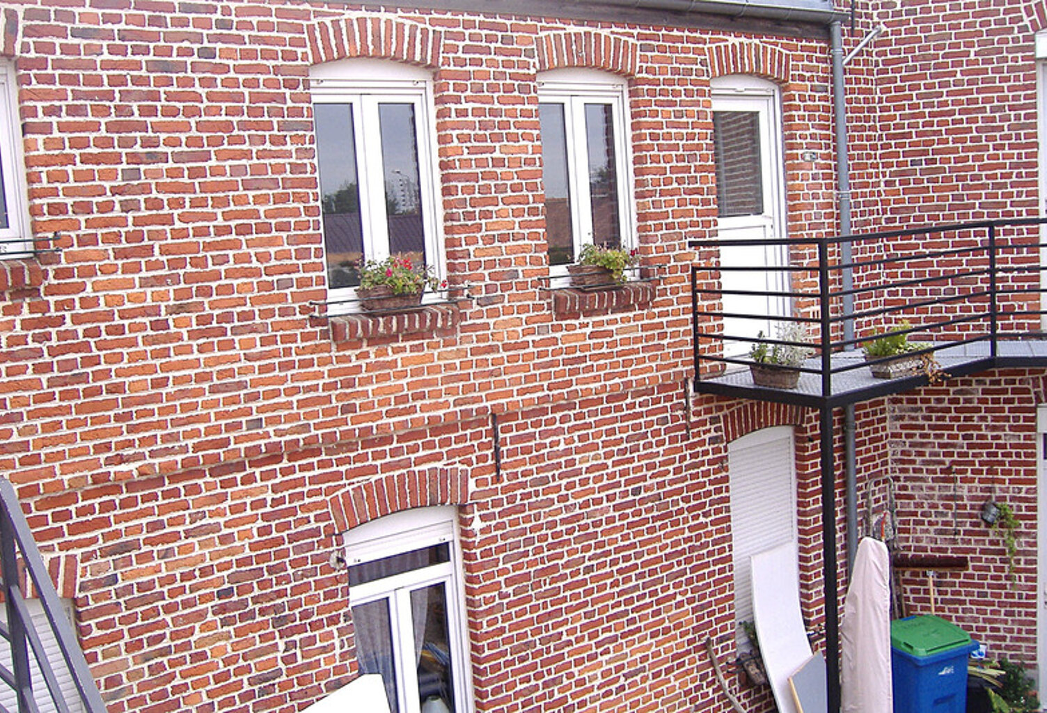 Appartement à louer 3 pièces RAIMBEAUCOURT (59) — photo 1