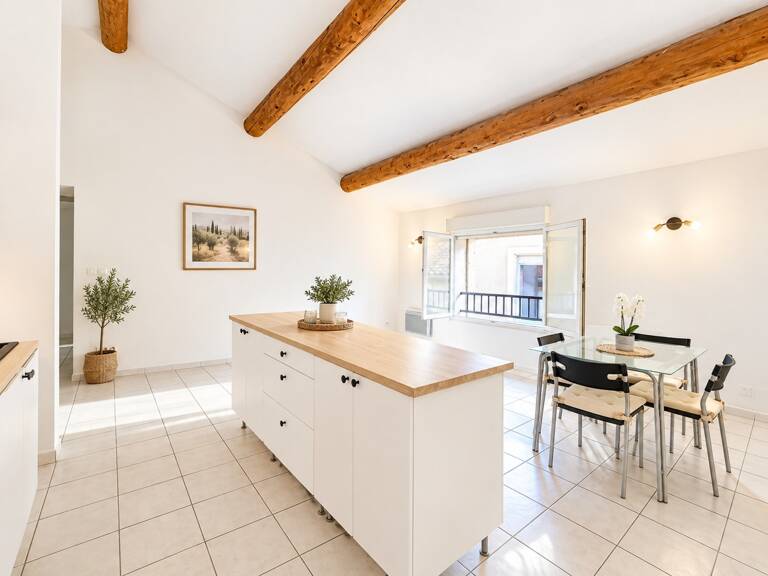 Appartement T3 rénové à vendre à SALON DE PROVENCE (13) — photo 1