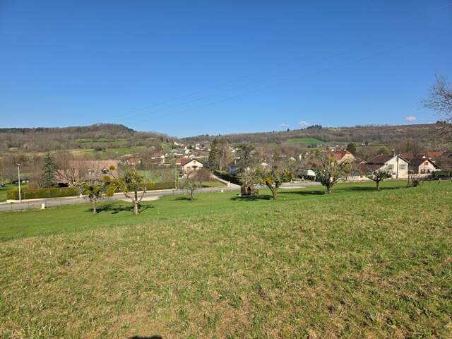 Terrain à vendre de 610,00 m² viabilisé COURBOUZON  (39) — photo du bien