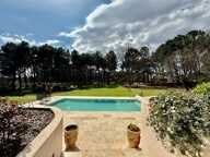 Maison à vendre aux portes de ROUSSILLON (84) 5 chambres, piscine, jardin paysagé — photo 3