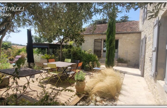Propriete à vendre 22 pièces proche de AGEN (47) 4 habitations 885 m² + dépendances, 27 ha — photo 5